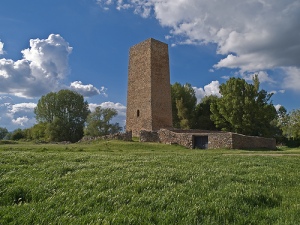 Torre de Masegoso, en las cercanías de La Hoyo de los Santos